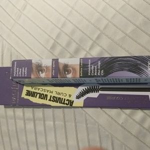 NWT PACIFICA Mascara